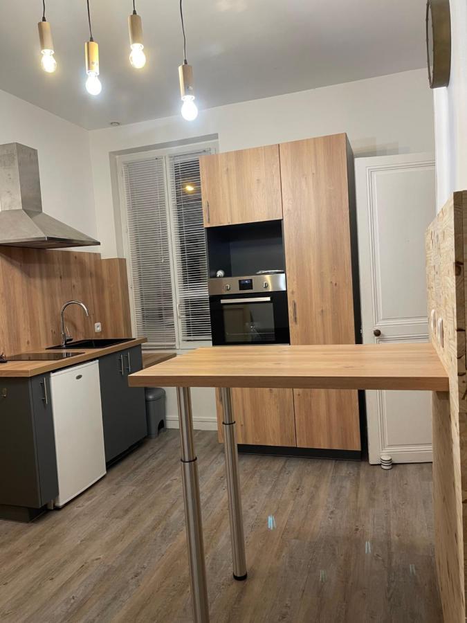 Logement entier: Appartement avec Terrasse Quartier de la Gare Amboise Extérieur photo